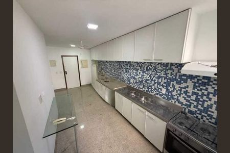 Apartamento à venda com 260m², 4 quartos e 3 vagas