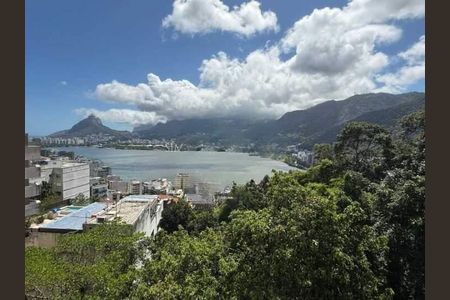 Apartamento à venda com 260m², 4 quartos e 3 vagas