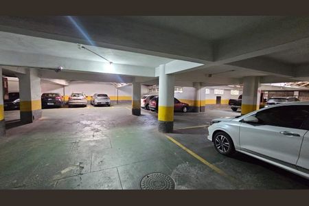 Apartamento à venda com 55m², 2 quartos e 1 vaga
