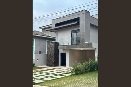 Casa de condomínio à venda com 224m², 3 quartos e 2 vagas Casa de condomínio à venda com 224m², 3 quartos e 2 vagasFoto 01