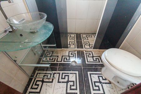 Casa para alugar com 191m², 4 quartos e 1 vagaBanheiro