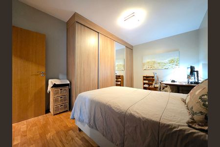 Apartamento à venda com 115m², 3 quartos e 1 vagaQuarto Suíte 