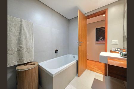 Apartamento à venda com 115m², 3 quartos e 1 vagaBanheiro Social