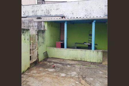 Casa à venda com 2 quartos, 296m² em Vila Zat, São Paulo