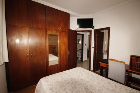 Apartamento à venda com 90m², 3 quartos e 1 vagaquarto 2