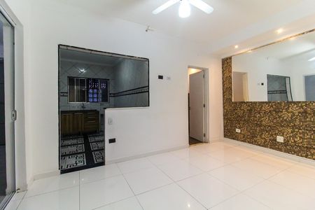 Casa para alugar com 100m², 1 quarto e 1 vaga Casa para alugar com 100m², 1 quarto e 1 vagaSala