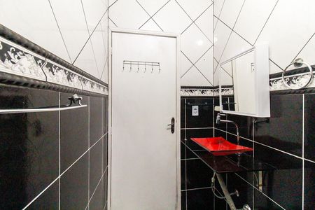 Casa para alugar com 100m², 1 quarto e 1 vaga Casa para alugar com 100m², 1 quarto e 1 vagaBanheiro