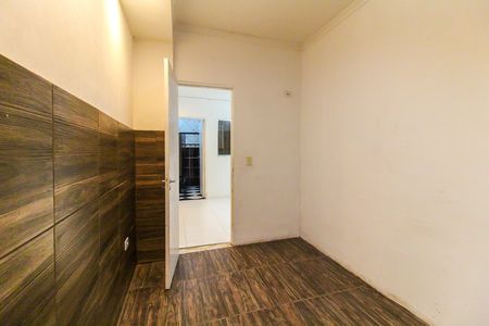 Casa para alugar com 100m², 1 quarto e 1 vaga Casa para alugar com 100m², 1 quarto e 1 vagaQuarto