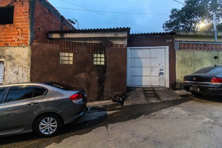 Casa para alugar com 100m², 1 quarto e 1 vaga Casa para alugar com 100m², 1 quarto e 1 vagaFachada 2