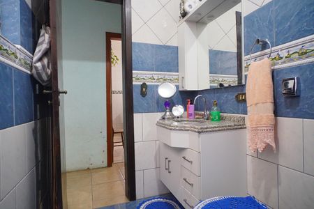 Casa à venda com 300m², 3 quartos e 2 vagas Casa à venda com 300m², 3 quartos e 2 vagasBanheiro