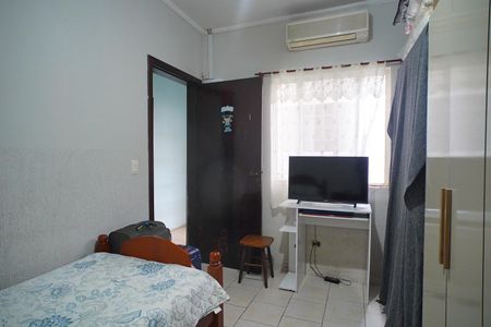 Casa à venda com 300m², 3 quartos e 2 vagas Casa à venda com 300m², 3 quartos e 2 vagasQuarto 1