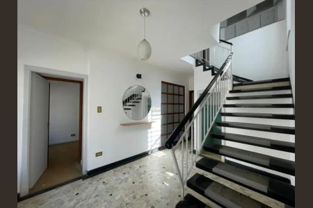 Casa à venda com 250m², 5 quartos e 3 vagas Casa à venda com 250m², 5 quartos e 3 vagasFoto 06