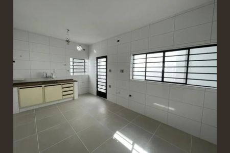 Foto 05 de casa à venda com 5 quartos, 250m² em Mirandópolis, São Paulo