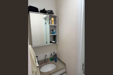 Banheiro de apartamento para alugar com 1 quarto, 41m² em City Bussocaba, Osasco