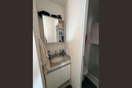 Banheiro de apartamento para alugar com 1 quarto, 41m² em City Bussocaba, Osasco