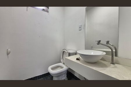 Apartamento para alugar com 40m², 2 quartos e sem vaga Apartamento para alugar com 40m², 2 quartos e sem vagaBanheiro