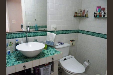Apartamento à venda com 67m², 2 quartos e 1 vaga