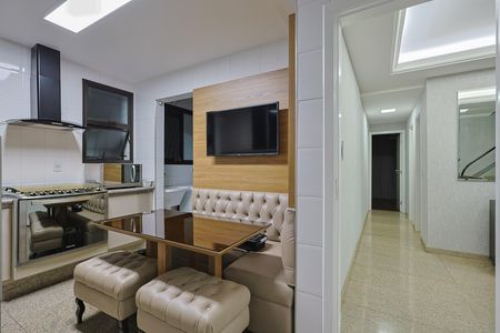 Apartamento à venda com 4 quartos, 176m² em Cidade Nova, Belo Horizonte
