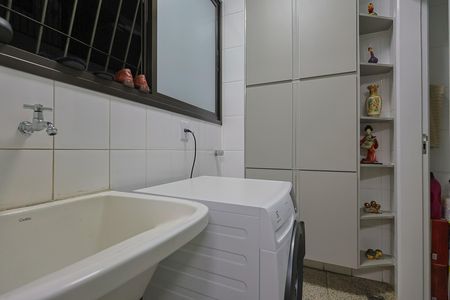 Apartamento à venda com 176m², 4 quartos e 2 vagas