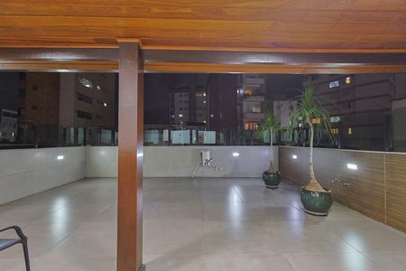 Apartamento à venda com 176m², 4 quartos e 2 vagas