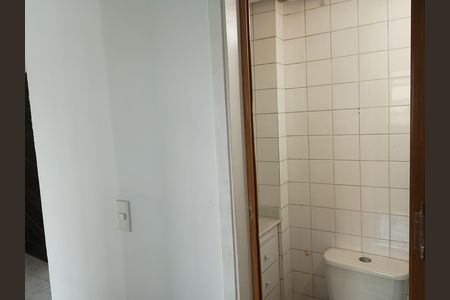 Apartamento para alugar com 61m², 2 quartos e 1 vaga Apartamento para alugar com 61m², 2 quartos e 1 vagaBanheiro