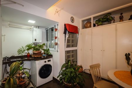 Apartamento para alugar com 112m², 2 quartos e 2 vagas Apartamento para alugar com 112m², 2 quartos e 2 vagasÁrea de Serviço