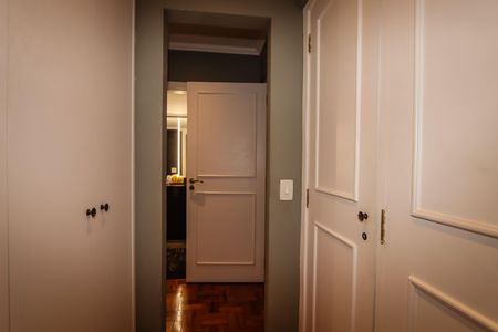 Apartamento para alugar com 112m², 2 quartos e 2 vagas Apartamento para alugar com 112m², 2 quartos e 2 vagasCloset