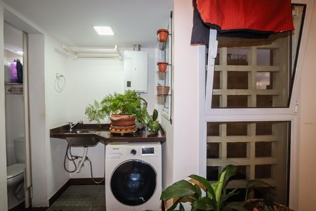 Apartamento para alugar com 112m², 2 quartos e 2 vagas Apartamento para alugar com 112m², 2 quartos e 2 vagasÁrea de Serviço