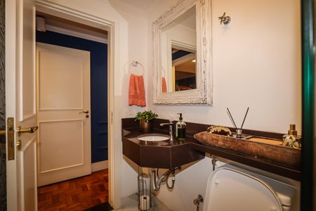Apartamento para alugar com 112m², 2 quartos e 2 vagas Apartamento para alugar com 112m², 2 quartos e 2 vagasBanheiro 2