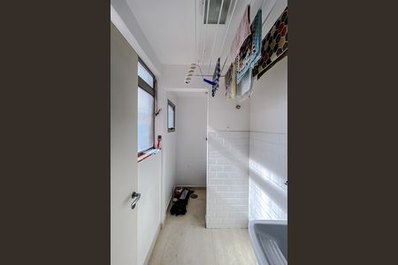 Apartamento à venda com 57m², 1 quarto e 1 vaga Apartamento à venda com 57m², 1 quarto e 1 vagaÁrea de Serviço