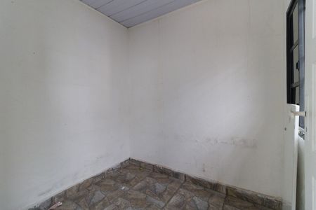 Casa para alugar com 140m², 2 quartos e sem vagaQuarto Externo