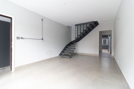 Sala de casa para alugar com 2 quartos, 140m² em Vila Gumercindo, São Paulo