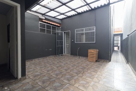 Casa para alugar com 140m², 2 quartos e sem vagaQuintal