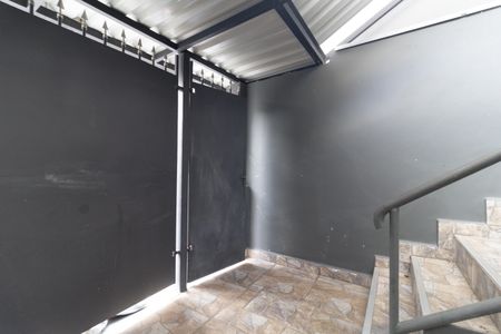 Casa para alugar com 140m², 2 quartos e sem vagaEntrada