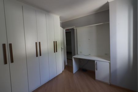 Quarto 1 de apartamento para alugar com 2 quartos, 60m² em São Pedro, Osasco