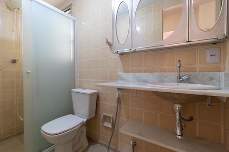 Apartamento para alugar com 60m², 2 quartos e 1 vaga Apartamento para alugar com 60m², 2 quartos e 1 vagaBanheiro