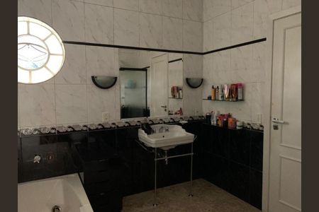 Casa à venda com 4 quartos, 410m² em Fazenda Morumbi, São Paulo