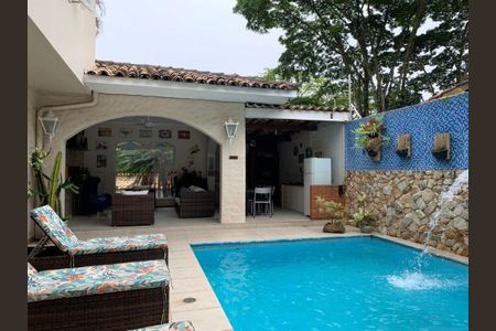 Casa à venda com 4 quartos, 410m² em Fazenda Morumbi, São Paulo