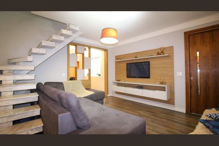 Casa para alugar com 3 quartos, 150m² em Vila Nova York, São Paulo