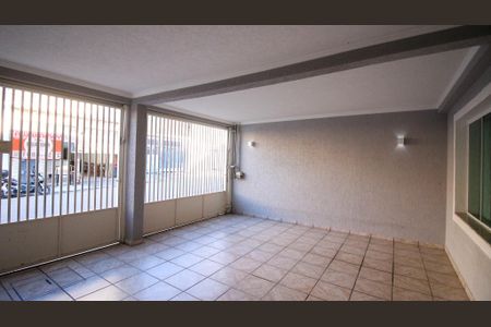 Casa para alugar com 150m², 3 quartos e 3 vagas