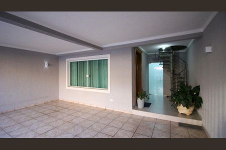 Casa para alugar com 150m², 3 quartos e 3 vagas