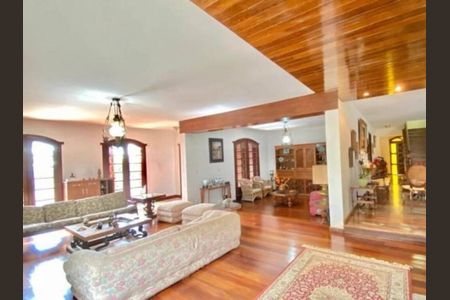 Casa à venda com 5 quartos, 520m² em Mangabeiras, Belo Horizonte