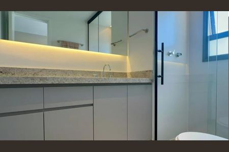 Apartamento à venda com 78m², 2 quartos e 1 vagaFoto 03