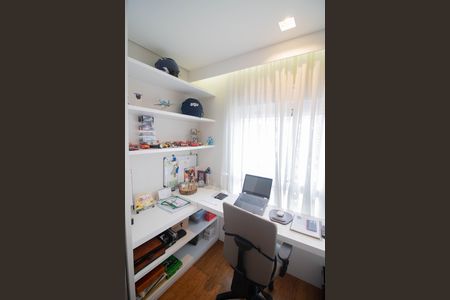 Apartamento à venda com 205m², 4 quartos e 4 vagasQUARTO 3