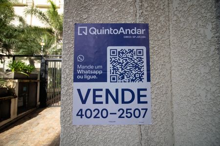 Apartamento à venda com 205m², 4 quartos e 4 vagasPLAQUINHA
