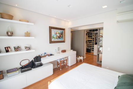 Apartamento à venda com 205m², 4 quartos e 4 vagasSUÍTE 1