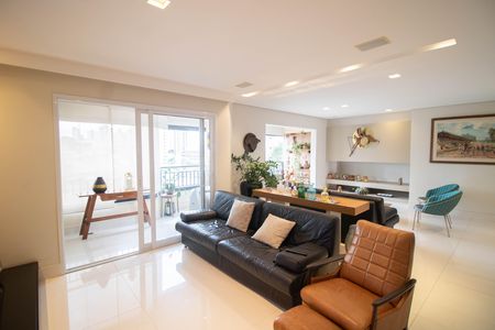 Apartamento à venda com 205m², 4 quartos e 4 vagasSALA