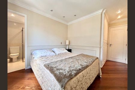 Apartamento à venda com 3 quartos, 156m² em Jardim Paulista, São Paulo