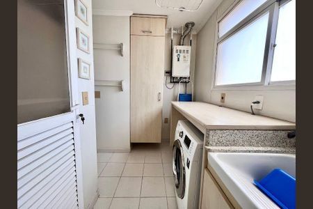 Apartamento à venda com 156m², 3 quartos e 3 vagas