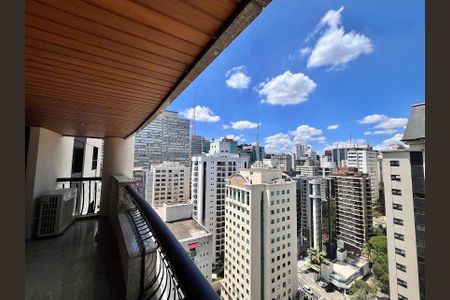 Apartamento à venda com 156m², 3 quartos e 3 vagas